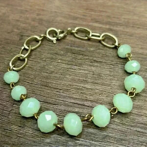 Sea Foam Green and Gold Tone Beaded Chain Link Bracelet